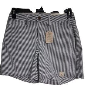 NWT Women's St. John's Bay Secretly Slender 5" Seersucker Stripe Shorts Size 4
